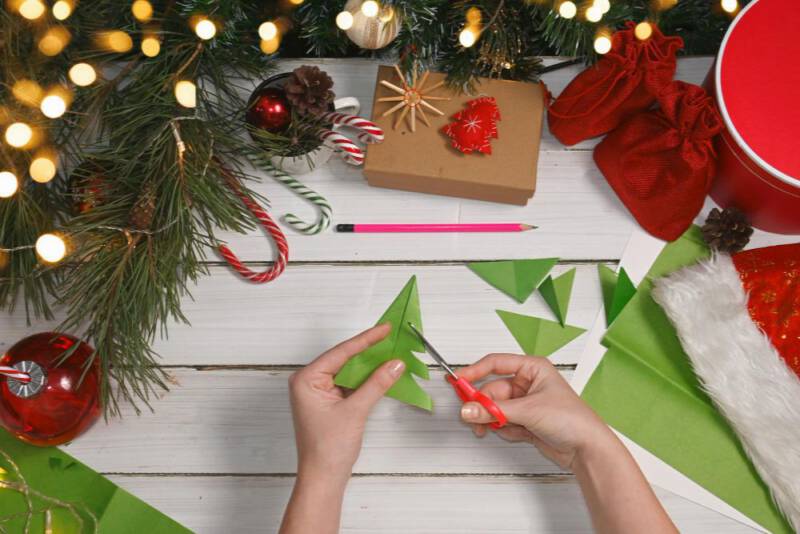 DIY choinka papierowa