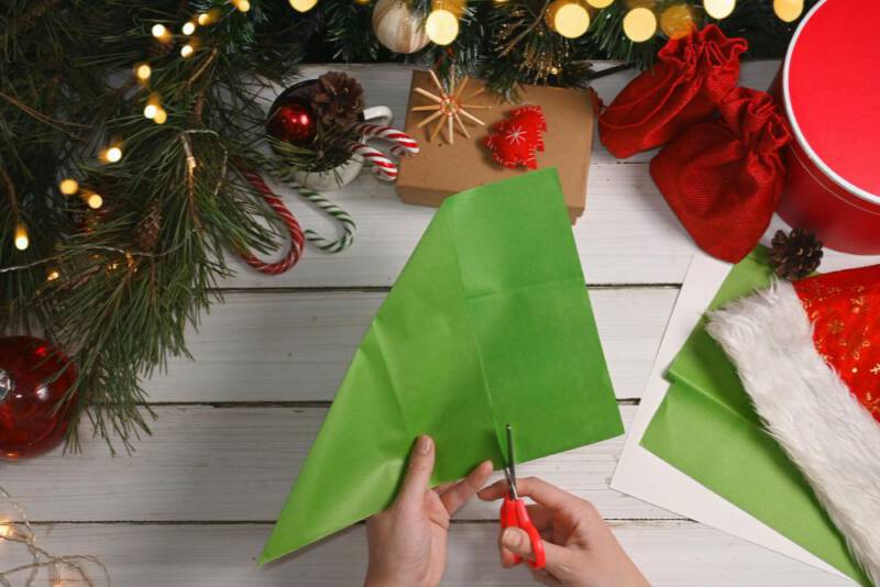 jak wykonać papierową choinkę 3d