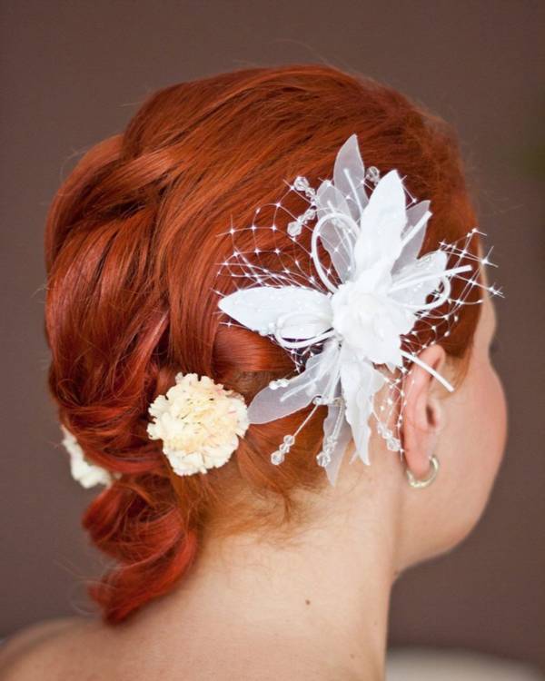 krótkie włosy upięte - na ślub
