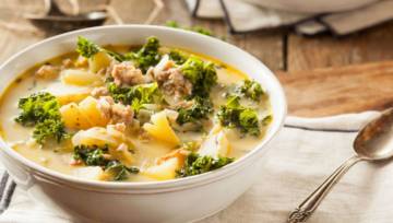 Ribolitta z jarmużem i serem