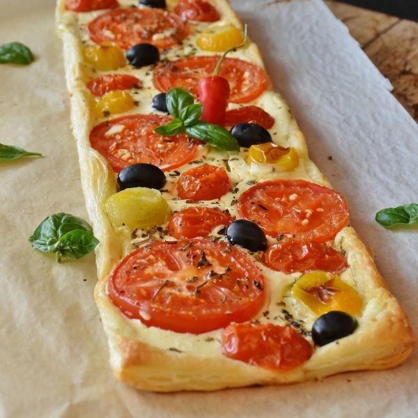 Menu na komunię 2023 ciasto francuskie