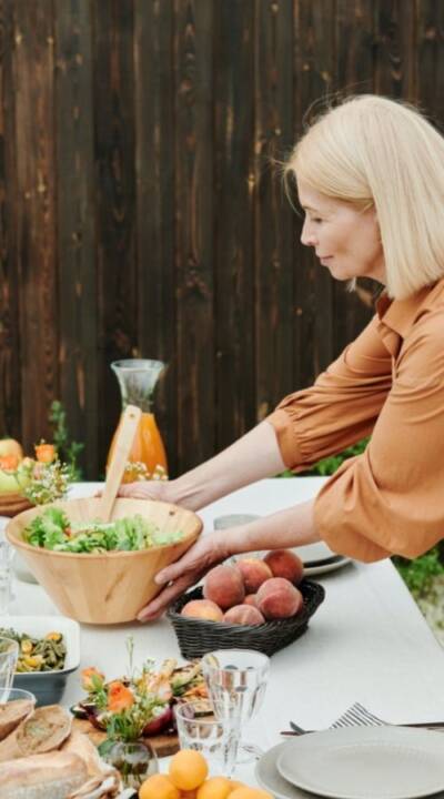 sałatka cezar w manu na komunię w domu 2023