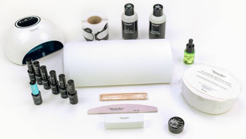 Jak zrobić paznokcie hybrydowe w domu akcesoria do hybrydy