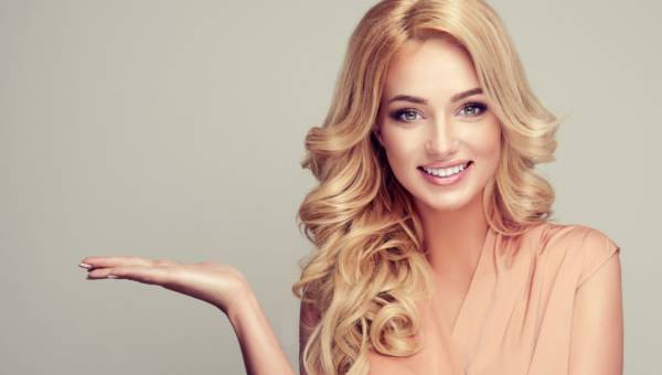 Co wyróżnia serum Aura Botanica?
