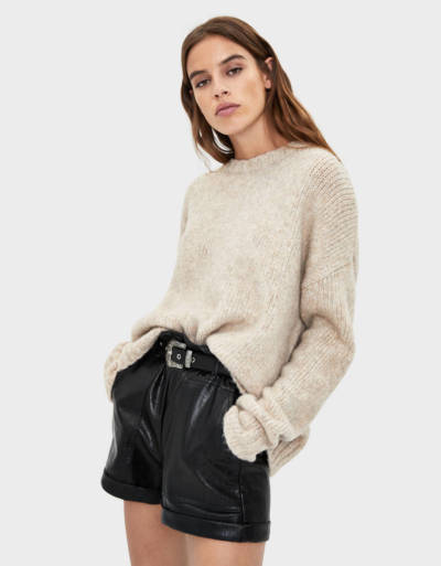 miękki sweter, piaskowy