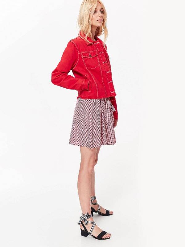 kolorowe dżinsowe kurtki