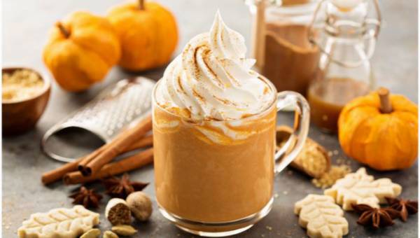 Co warto dodać do kawy latte? Kilka pomysłów