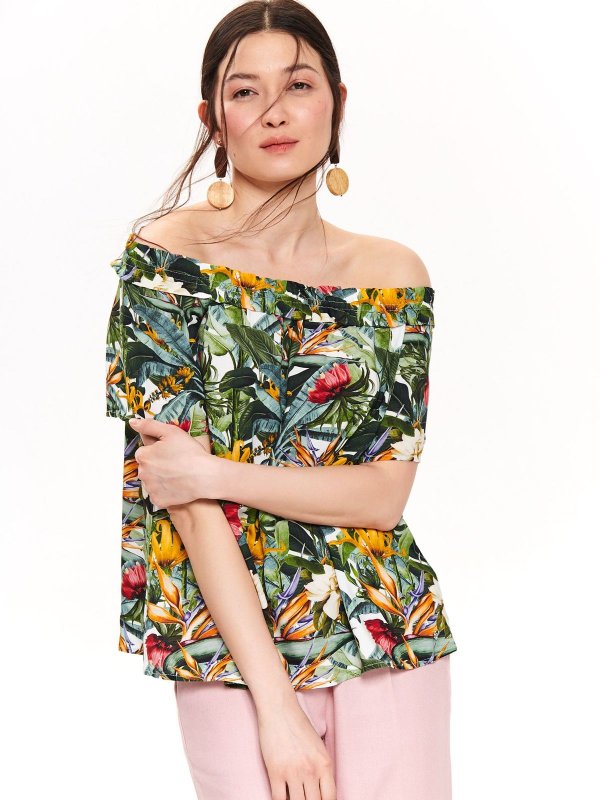 Ubrania z roślinnym printem