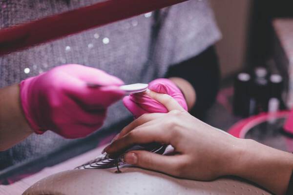 Manicure Baby Boomer krok po kroku Manicure Baby Boomer krok po kroku