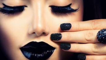 Czarne paznokcie – najładniejsze inspiracje na ponadczasowy manicure!