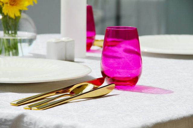 Zasady nakrywania do stołu – układanie sztućców Zasady nakrywania do stołu – układanie sztućców