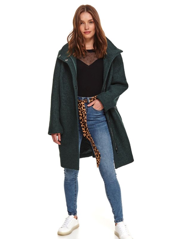 ciemnozielony płaszcz