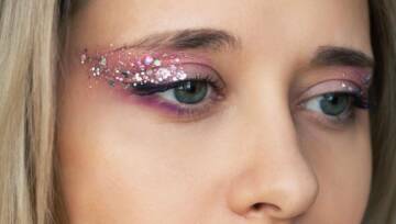 brokat na powiekach blondynka