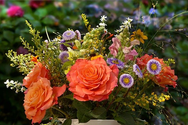 czy mężczyźnie wypada podarować wiązankę czy mężczyźnie wypada podarować wiązankę