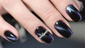 Velvet nails granatowe