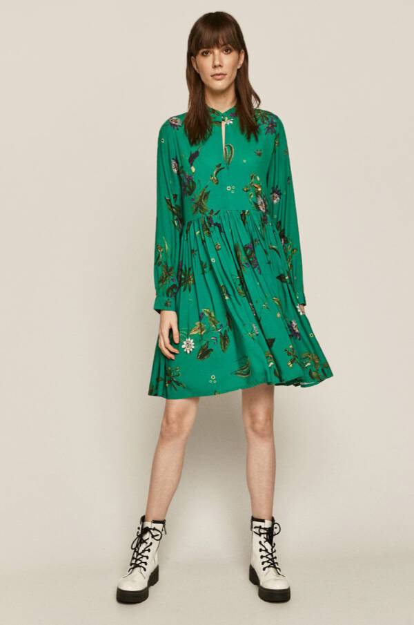 sukienki na wiosnę 2021