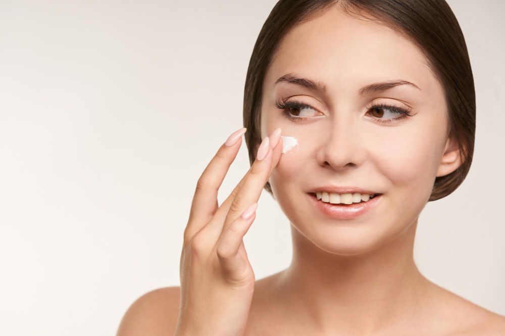 Wieczorna pielęgnacja twarzy w trzech krokach