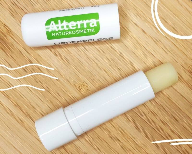 pomadka alterra z rossmanna na brwi i rzęsy