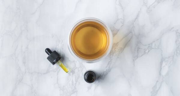 Jak zagęścić włosy domowymi sposobami Jak zagęścić włosy domowymi sposobami