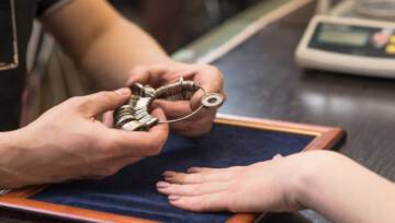 Jak prawidłowo zmierzyć rozmiar obrączki