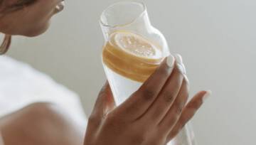 Japońska dieta wodna – skuteczny sposób na płaski brzuch i piękną cerę? Sprawdź, na czym polega!
