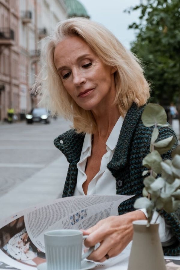 Refleksy i balejaż - fryzury po 50