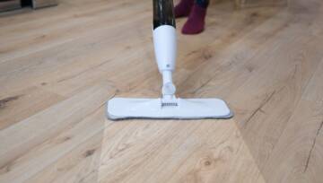 Jak działa mop parowy, a jak mop elektryczny? Porównanie