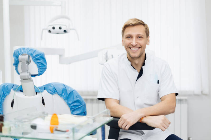 Czy można zmienić ortodontę w czasie leczenia?