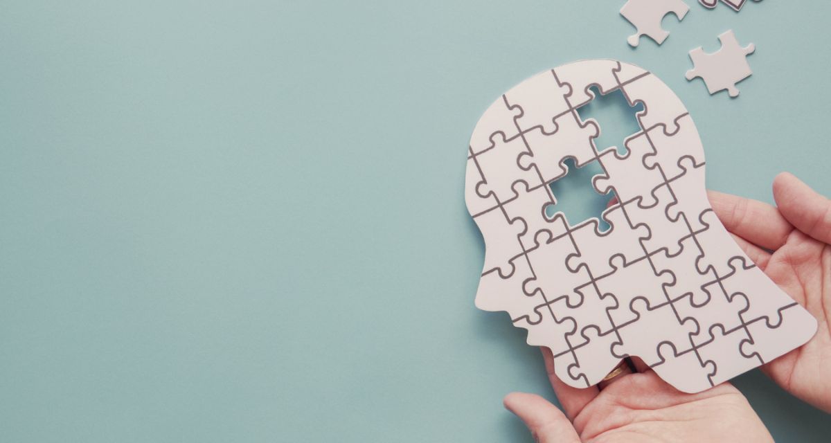 układanka zarysu głowy ludzkiej - synonim zdrowia psychicznego