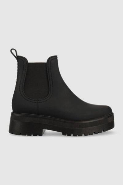 Modne buty zimowe damskie 2022/2023: chunky boots Modne buty zimowe damskie 2022/2023: chunky boots