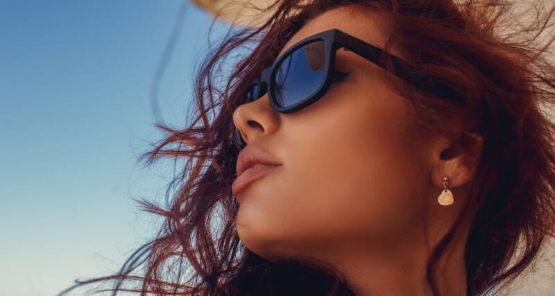 Kasztanowe włosy wpadające w czerwień Kasztanowe włosy wpadające w czerwień