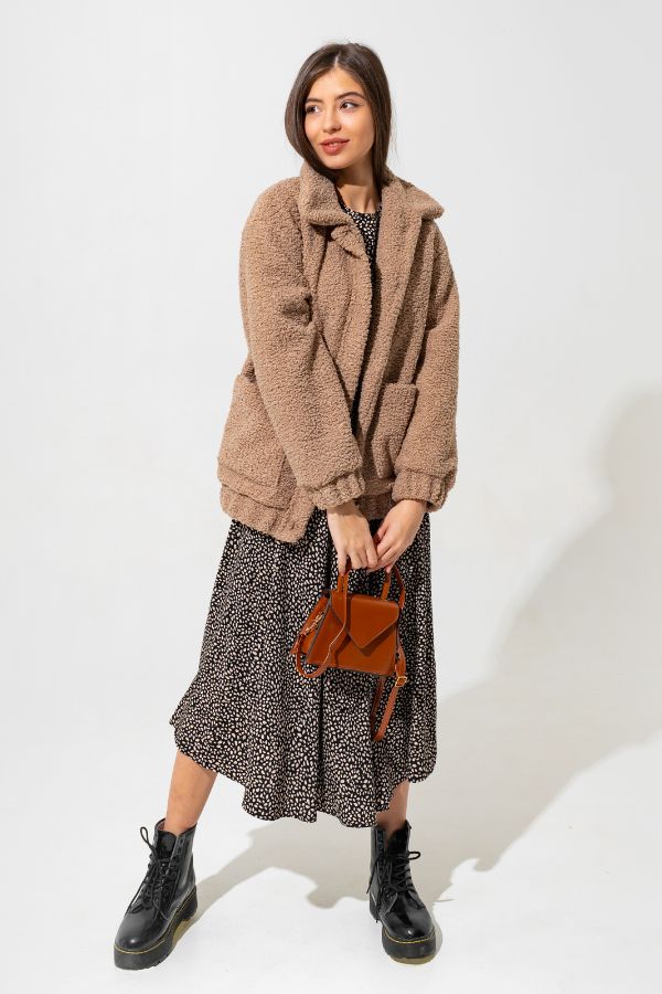 Stylizacja z sukienką i botkami