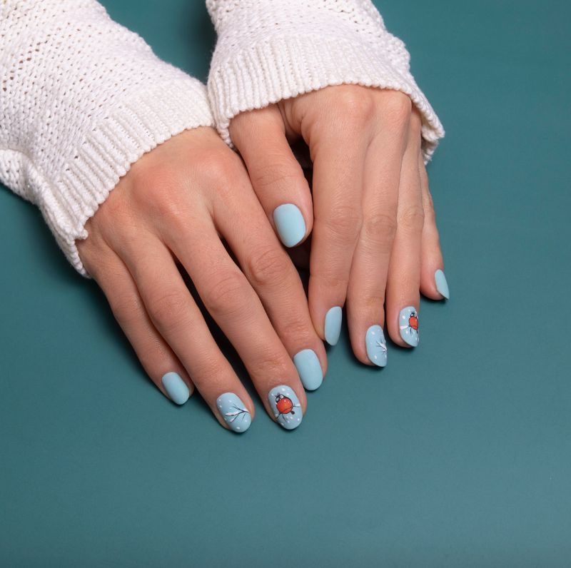 Zimowe paznokcie - wzorki 2022