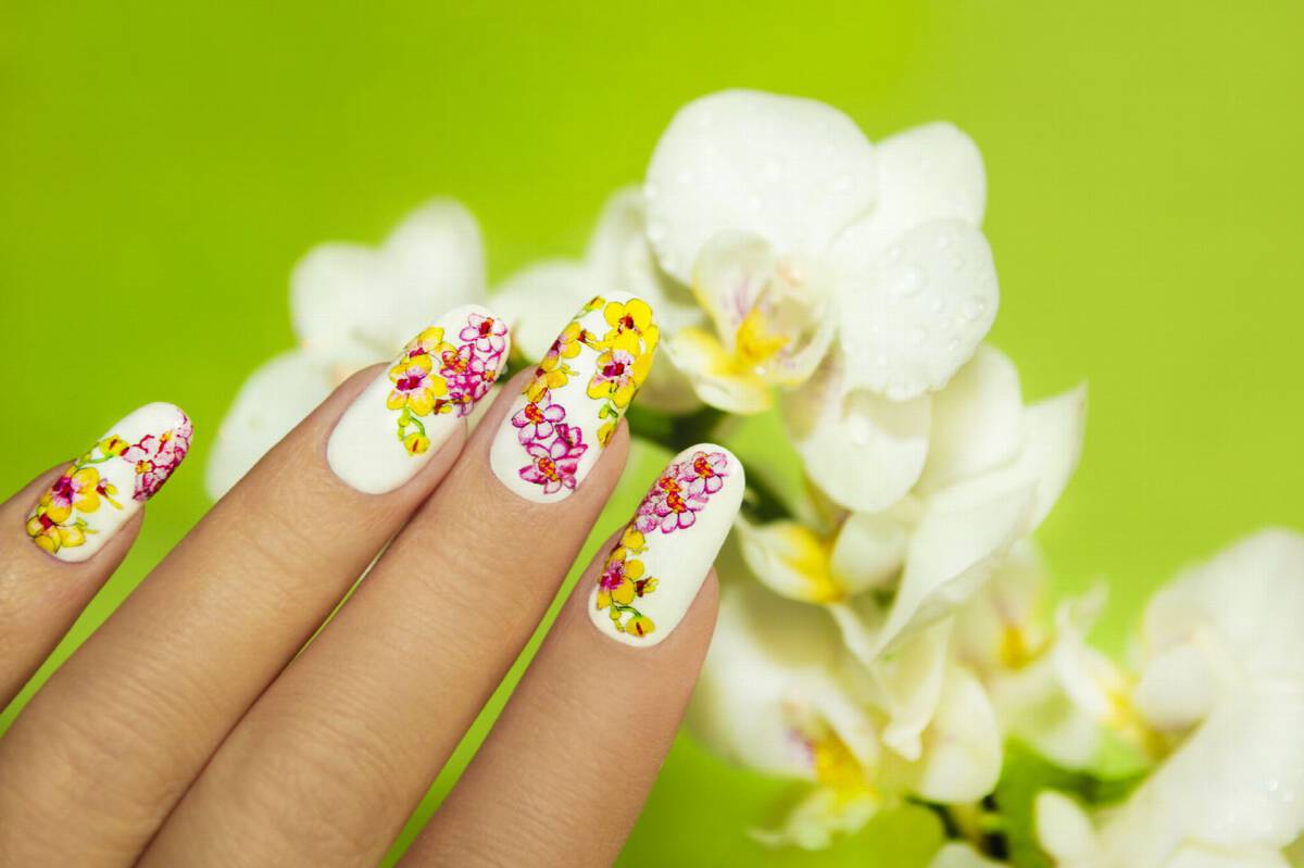 Modne paznokcie na wesele 2023 Modne paznokcie na wesele 2023