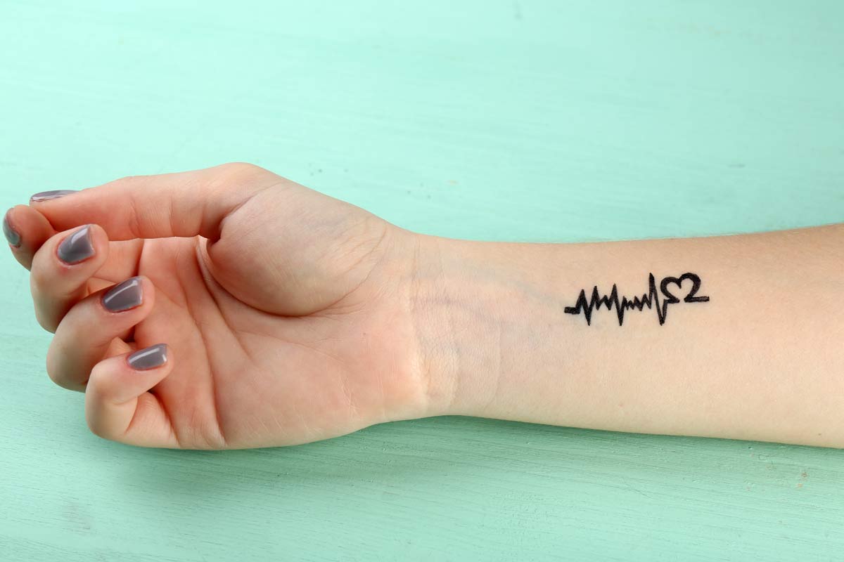 Tatuaże dla dziewczyn: Tatuaż z sercem