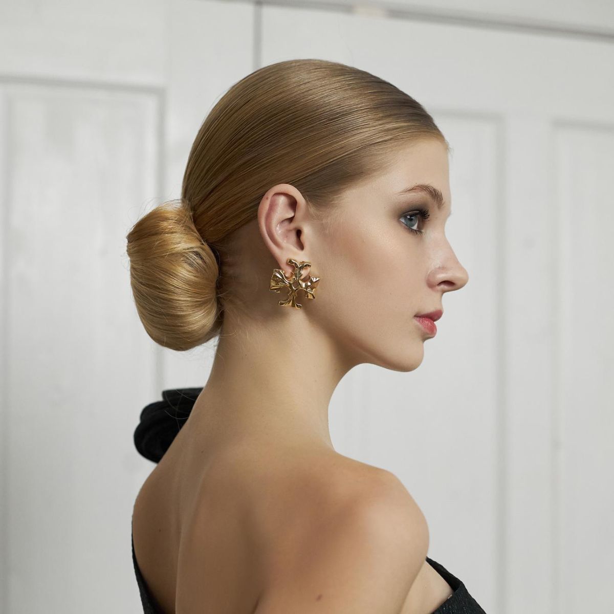 fr Fryzury na komunię dla mamy: kok