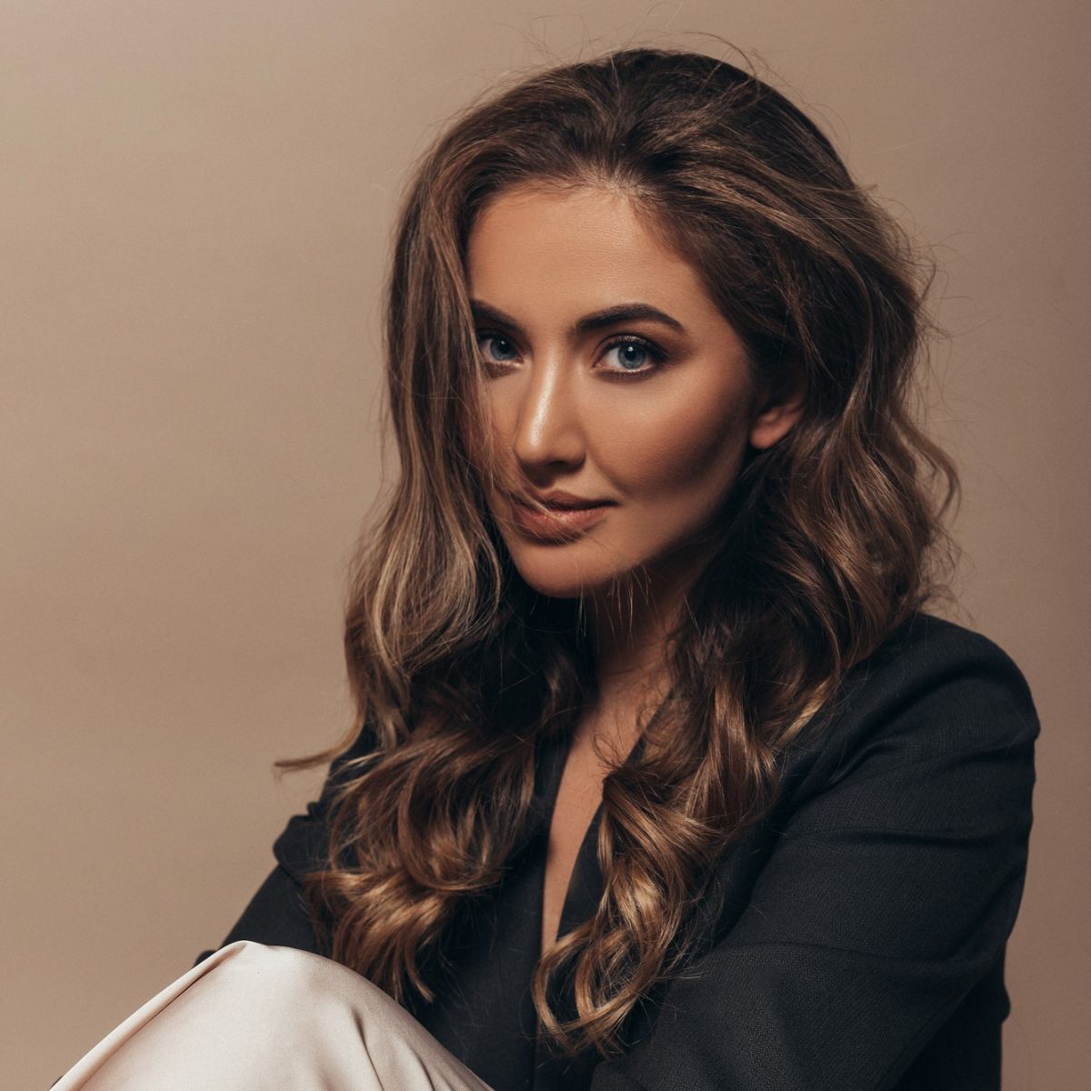 Fryzury na komunię dla mamy : Luźne fale