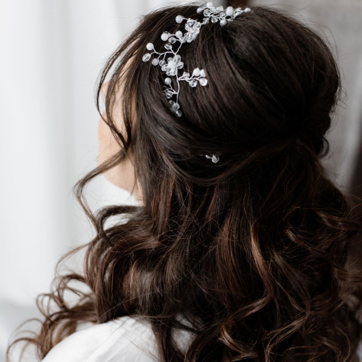 Fryzury na komunię dla mamy : półupięcia