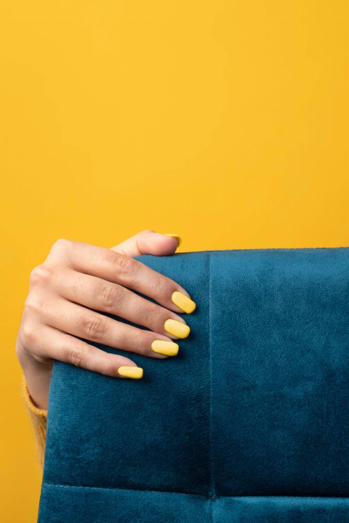 Kolorowe paznokcie 2023