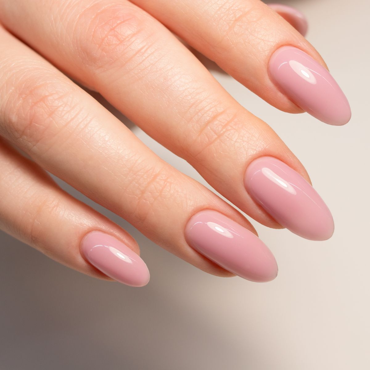 Lipgloss nails