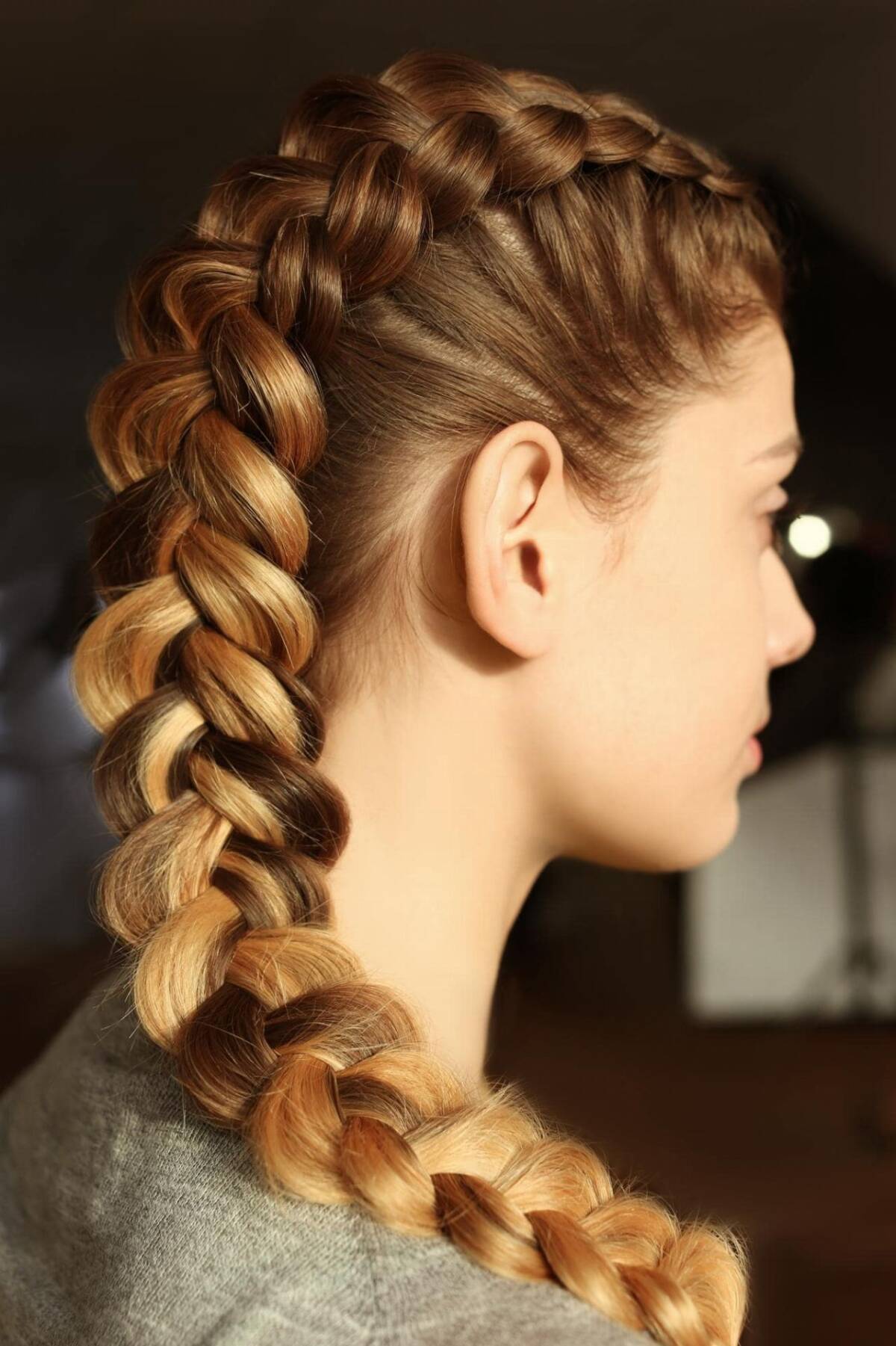 Jeden warkocz - wysoki lub niski Jeden warkocz - wysoki lub niski