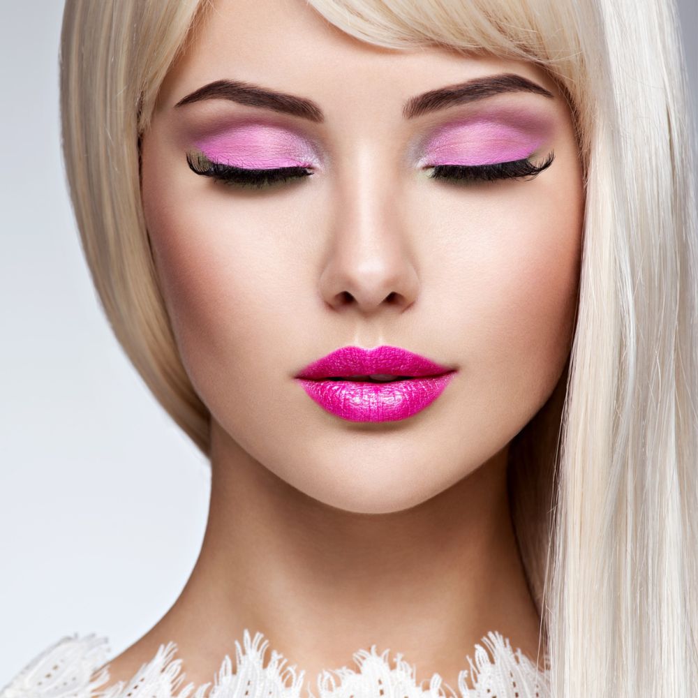 make up Barbie