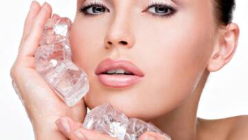 masaż kostkami lodu