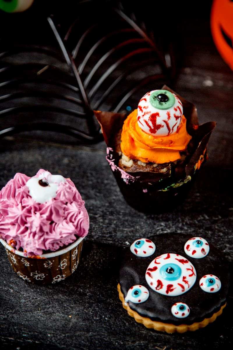 ciasteczka na Halloween z oczami
