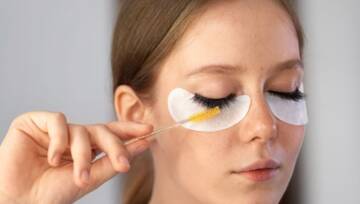 jak myć sztuczne rzęsy