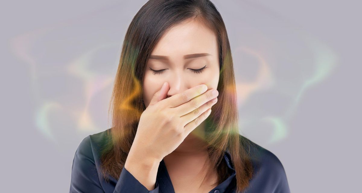 brzydki zapach czosnku z ust