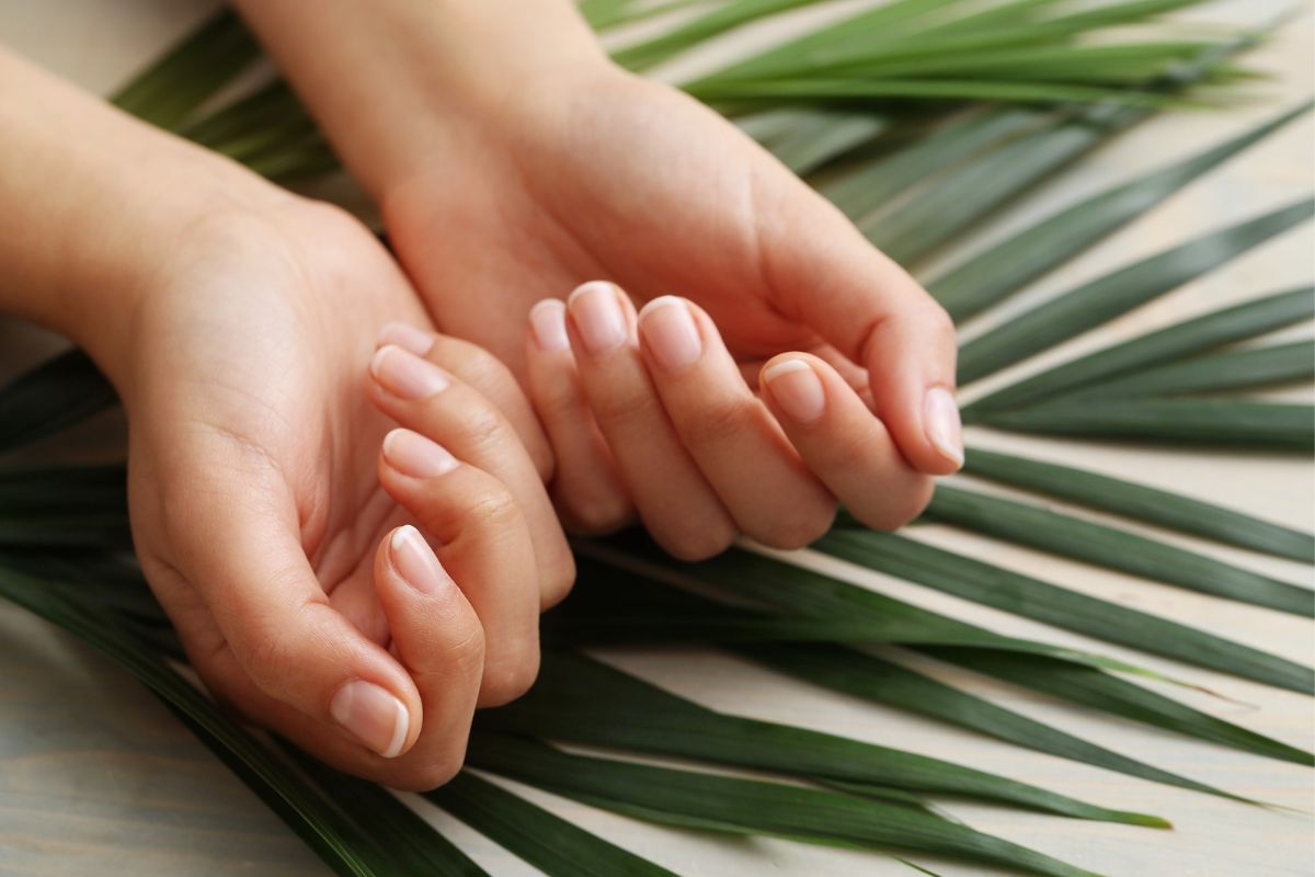 manicure biologiczny Freepik manicure biologiczny