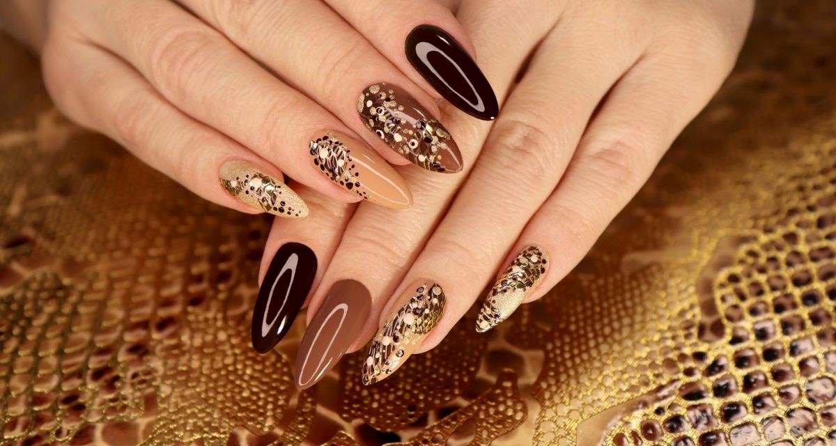 paznokcie z motywem skóry węża Freepik paznokcie z motywem skóry węża