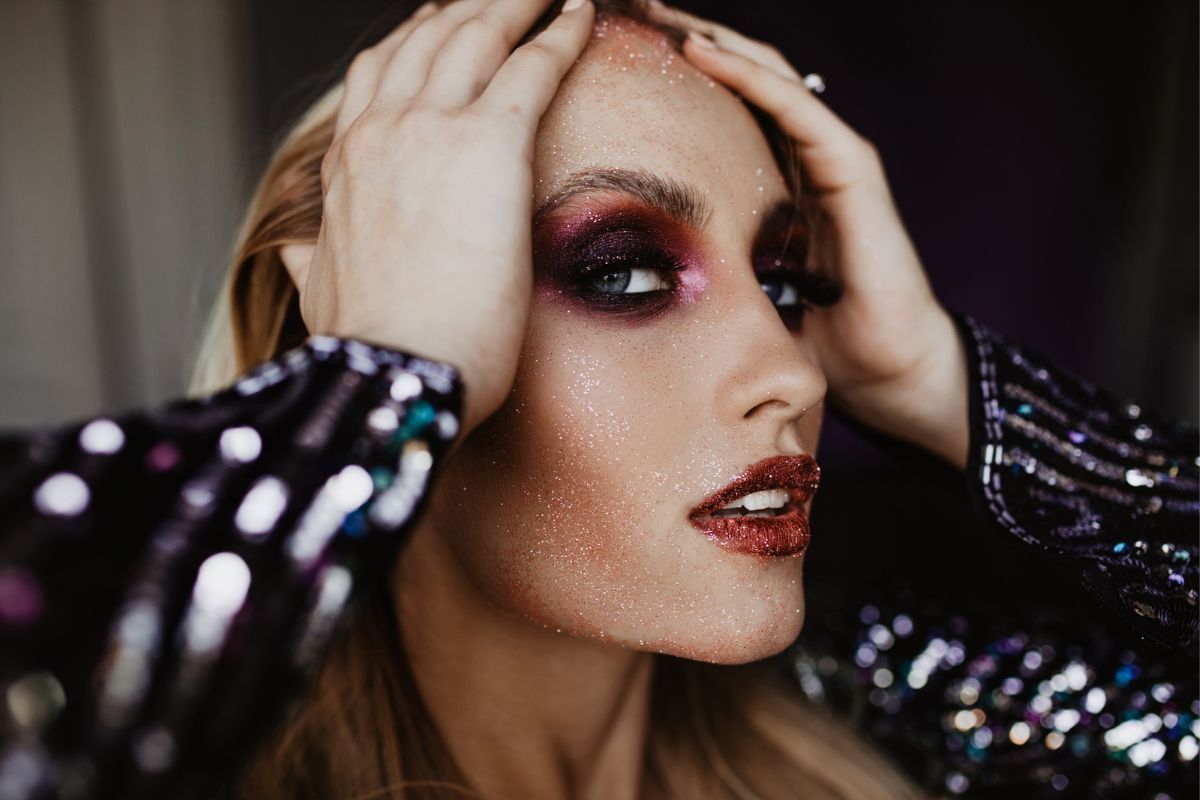 gotycki makijaż na karnawał