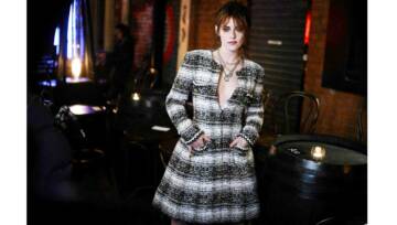 Kristen Stewart powraca do korzeni: rockowy look i tweed na pokazie Chanel